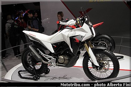 0107 salon milan 2018 par alberto fini.jpg
