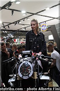 0116 salon milan 2018 par alberto fini.jpg