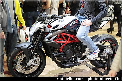 0118 salon milan 2018 par alberto fini.jpg