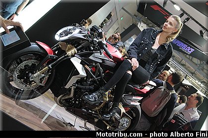 0119 salon milan 2018 par alberto fini.jpg