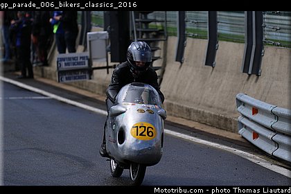 gp_parade_006_bikers_classics_2016.jpg