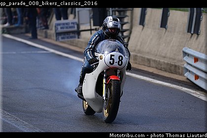 gp_parade_008_bikers_classics_2016.jpg