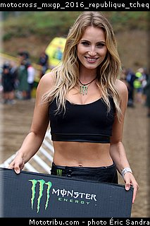 motocross_mxgp_2016_republique_tcheque_monster-girls-__7d2_037628.jpg