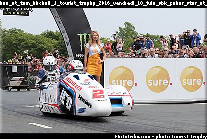 ben_et_tom_birchall_1_tourist_trophy_2016_vendredi_10_juin_sbk_poker_star_et_sidecar.jpg