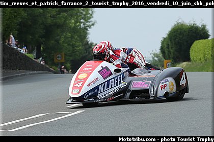 tim_reeves_et_patrick_farrance_2_tourist_trophy_2016_vendredi_10_juin_sbk_poker_star_et_sidecar.jpg