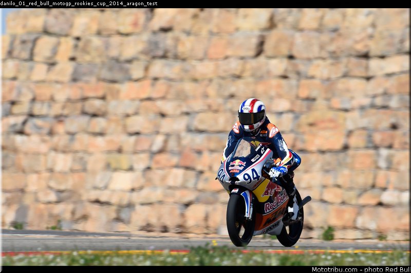 danilo_01_red_bull_motogp_rookies_cup_2014_aragon_test