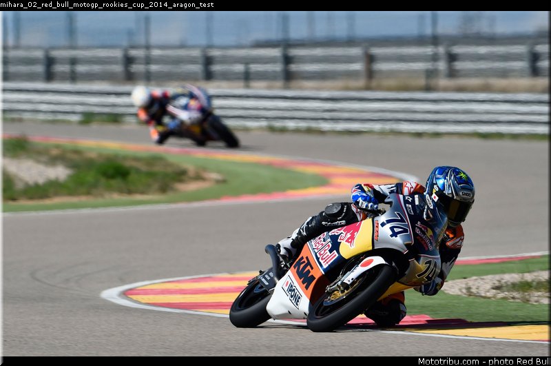 mihara_02_red_bull_motogp_rookies_cup_2014_aragon_test
