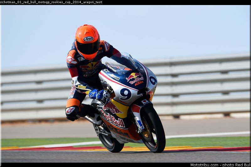 schotman_01_red_bull_motogp_rookies_cup_2014_aragon_test