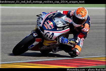 bendsneyer_01_red_bull_motogp_rookies_cup_2014_aragon_test.jpg