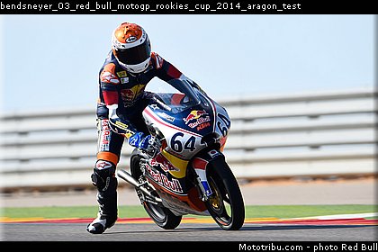 bendsneyer_03_red_bull_motogp_rookies_cup_2014_aragon_test.jpg