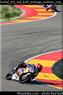 luchel_02_red_bull_motogp_rookies_cup_2014_aragon_test.jpg