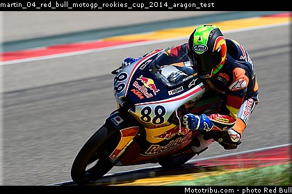 martin_04_red_bull_motogp_rookies_cup_2014_aragon_test.jpg