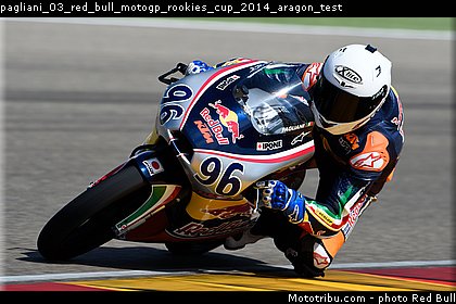 pagliani_03_red_bull_motogp_rookies_cup_2014_aragon_test.jpg