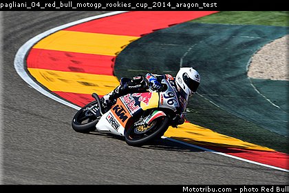 pagliani_04_red_bull_motogp_rookies_cup_2014_aragon_test.jpg