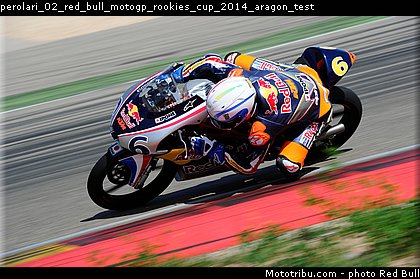 perolari_02_red_bull_motogp_rookies_cup_2014_aragon_test.jpg