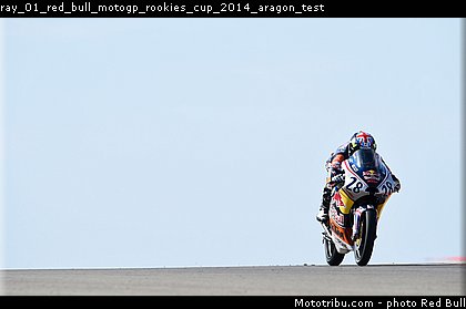 ray_01_red_bull_motogp_rookies_cup_2014_aragon_test.jpg