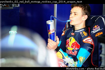 yurchenko_02_red_bull_motogp_rookies_cup_2014_aragon_test.jpg