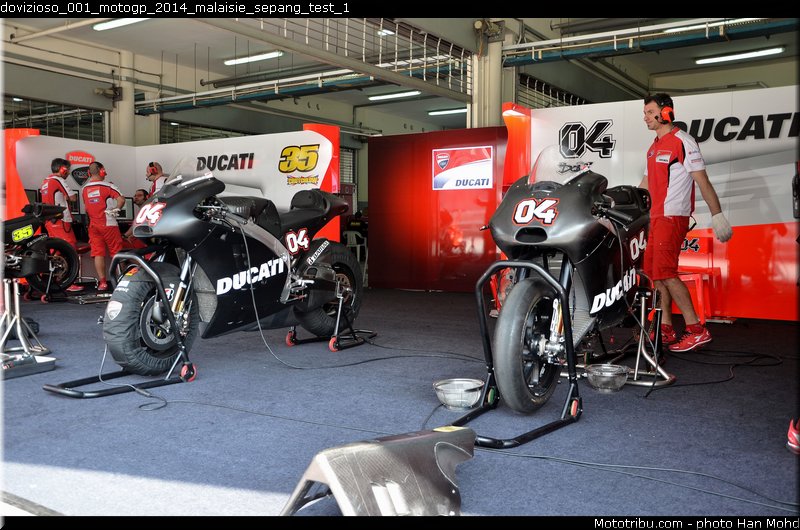 dovizioso_001_motogp_2014_malaisie_sepang_test_1