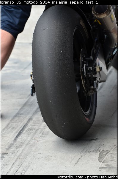 lorenzo_06_motogp_2014_malaisie_sepang_test_1