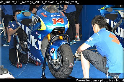 de_puniet_02_motogp_2014_malaisie_sepang_test_1.jpg