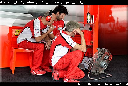 dovizioso_004_motogp_2014_malaisie_sepang_test_1.jpg