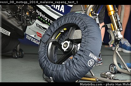 rossi_08_motogp_2014_malaisie_sepang_test_1.jpg