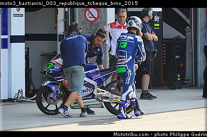 moto3_bastianini_003_republique_tcheque_brno_2015.jpg