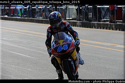 moto3_oliveira_005_republique_tcheque_brno_2015.jpg