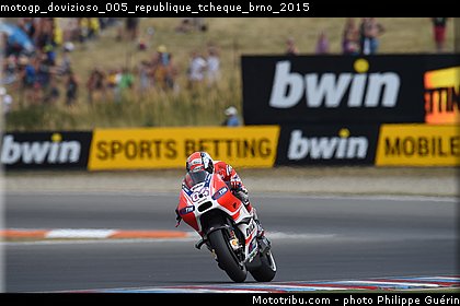 motogp_dovizioso_005_republique_tcheque_brno_2015.jpg
