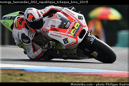 motogp_hernandez_002_republique_tcheque_brno_2015.jpg
