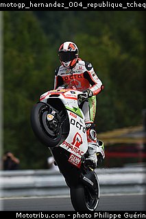 motogp_hernandez_004_republique_tcheque_brno_2015.jpg