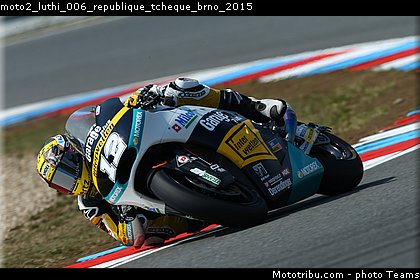 moto2_luthi_006_republique_tcheque_brno_2015.jpg
