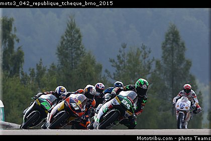 moto3_042_republique_tcheque_brno_2015.jpg