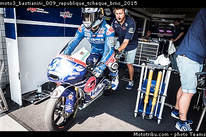moto3_bastianini_009_republique_tcheque_brno_2015.jpg