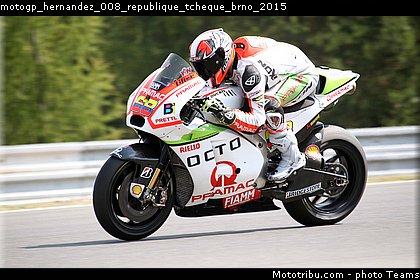 motogp_hernandez_008_republique_tcheque_brno_2015.jpg