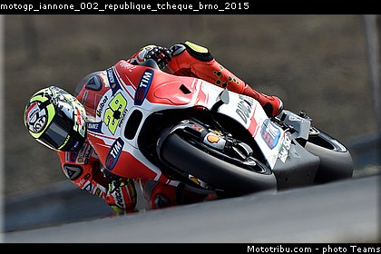 motogp_iannone_002_republique_tcheque_brno_2015.jpg