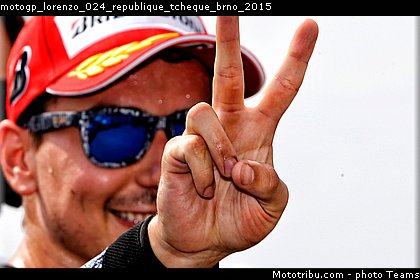 motogp_lorenzo_024_republique_tcheque_brno_2015.jpg