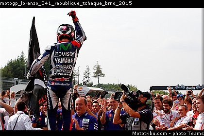 motogp_lorenzo_041_republique_tcheque_brno_2015.jpg