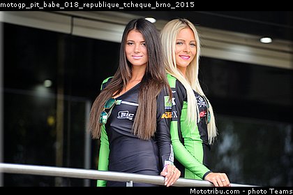 motogp_pit_babe_018_republique_tcheque_brno_2015.jpg
