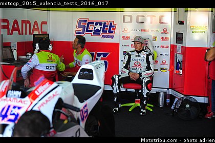 motogp_2015_valencia_tests_2016_017.jpg
