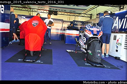 motogp_2015_valencia_tests_2016_031.jpg