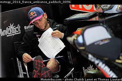 motogp_2016_france_ambiance_paddock_0096.jpg
