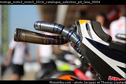 motogp_moto2_moto3_2016_catalogne_selection_pit_lane_0004.jpg