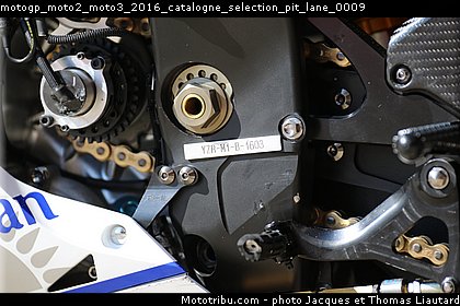 motogp_moto2_moto3_2016_catalogne_selection_pit_lane_0009.jpg