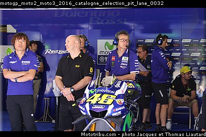 motogp_moto2_moto3_2016_catalogne_selection_pit_lane_0032.jpg