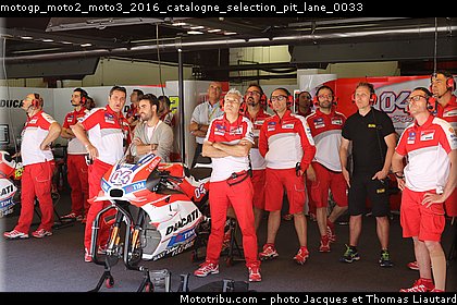 motogp_moto2_moto3_2016_catalogne_selection_pit_lane_0033.jpg