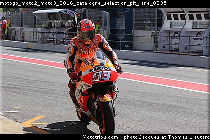 motogp_moto2_moto3_2016_catalogne_selection_pit_lane_0035.jpg