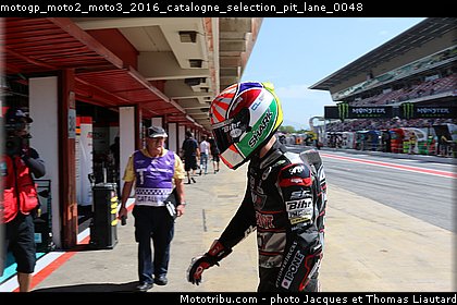 motogp_moto2_moto3_2016_catalogne_selection_pit_lane_0048.jpg
