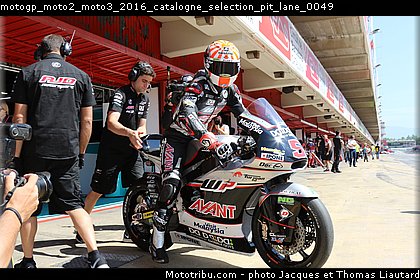 motogp_moto2_moto3_2016_catalogne_selection_pit_lane_0049.jpg