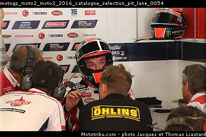 motogp_moto2_moto3_2016_catalogne_selection_pit_lane_0054.jpg